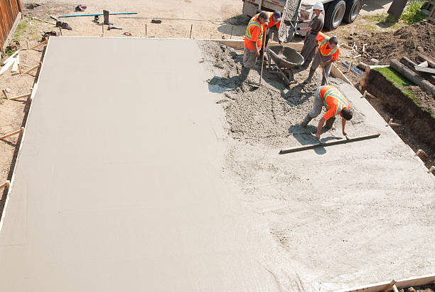  Loyola, CA Concrete contractor Pros